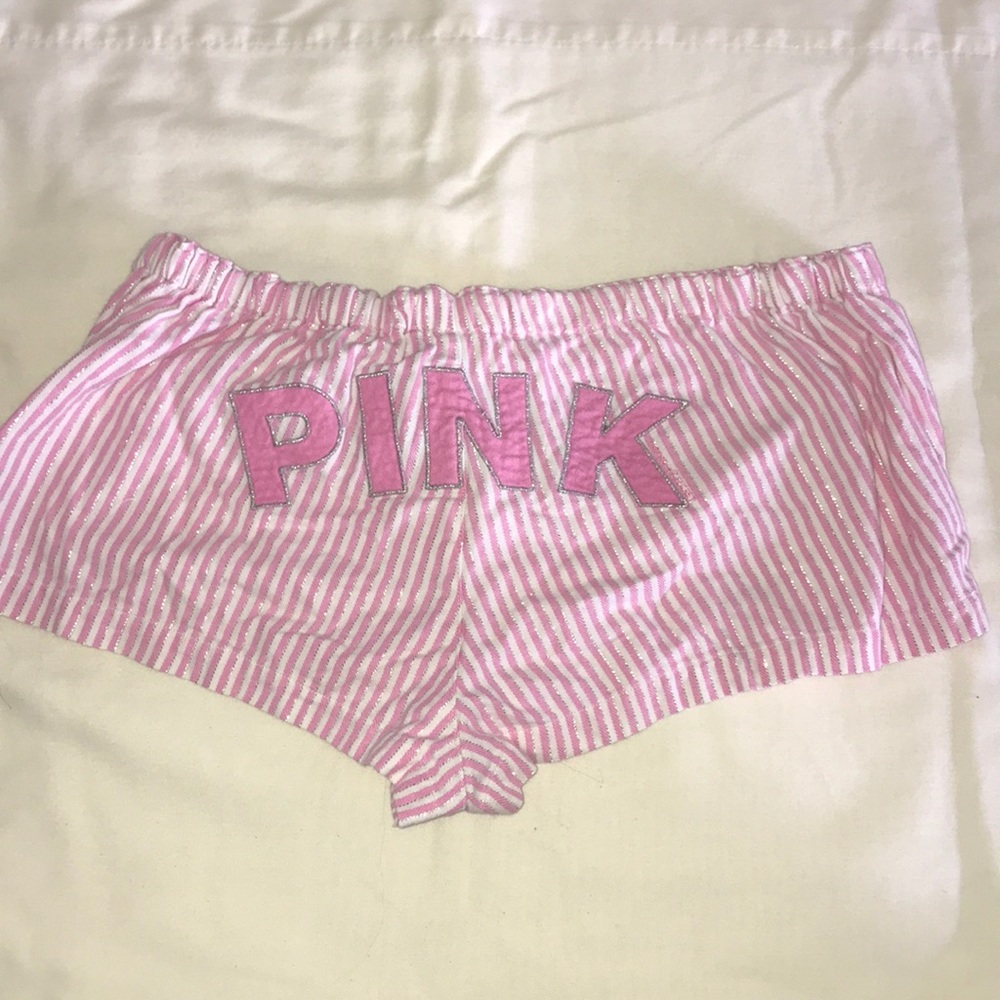 PINK Victoria’s Secret boxer shorts, size Small💞